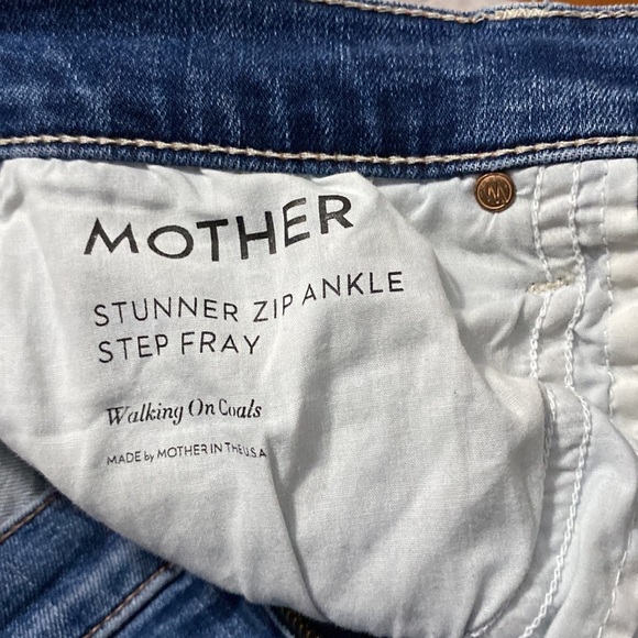 MOTHER THE STUNNER ZIP ANKLE STEP FRAY IN WALKING ON COALS HIGH RISE RAW HEM - Picture 13 of 15